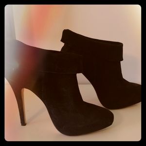 Blk suede booties
